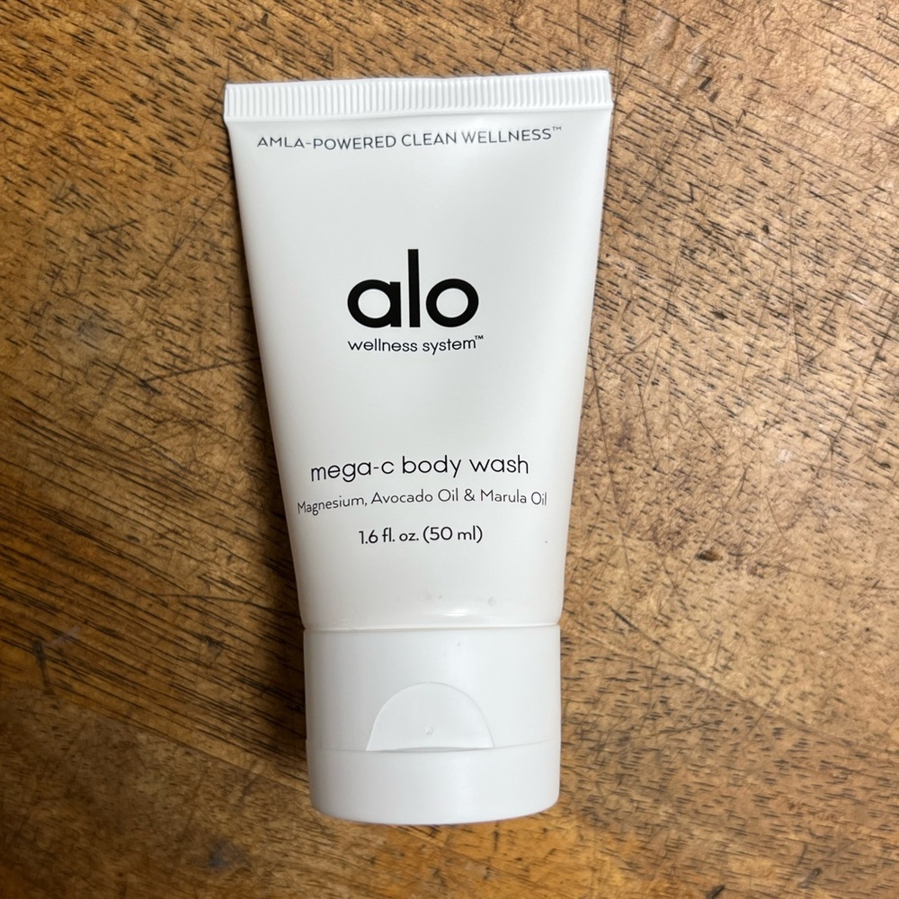 NEW Alo Mega-C Body Wash